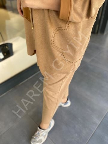 GHISA KADİFE KUMAŞ ÇİÇEK DESEN İKİLİ PANTOLON TAKIM