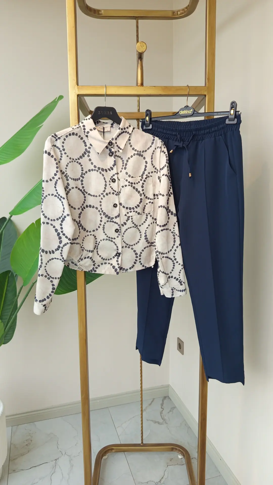 ZÜHRE DESENLİ GÖMLEK