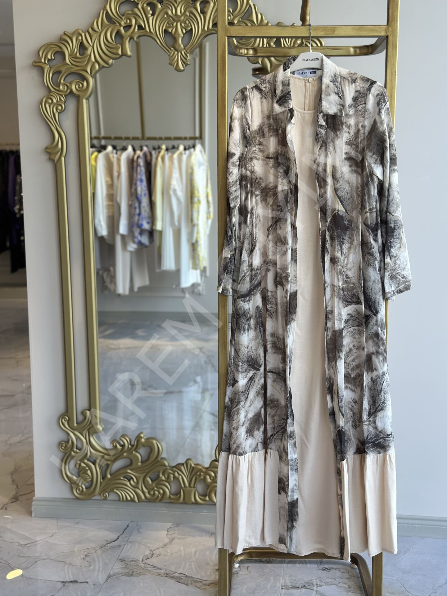 ALMARWAH İKLİ TAKIM ELBİSE