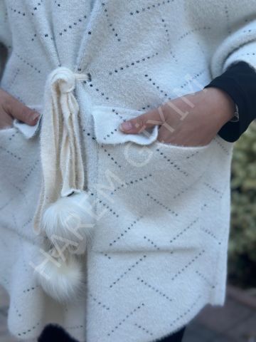 ON TRIKO HIRKA