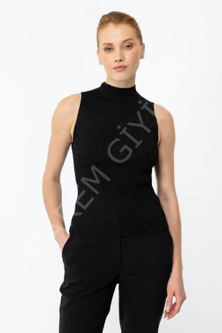 ON TRIKO HALTER YAKA TAŞLI BLUZ