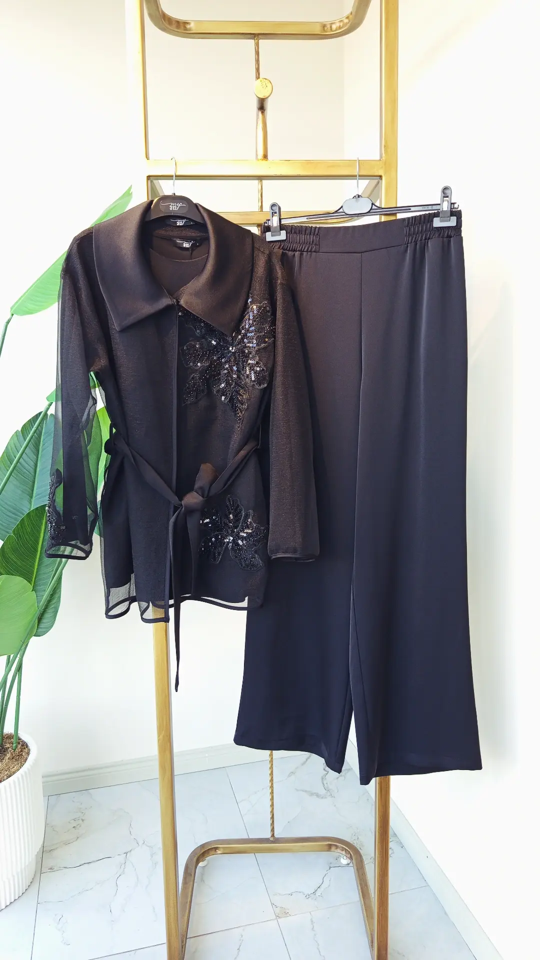 MY312 İŞLEME DETAYLI ÜÇLÜ TAKIM