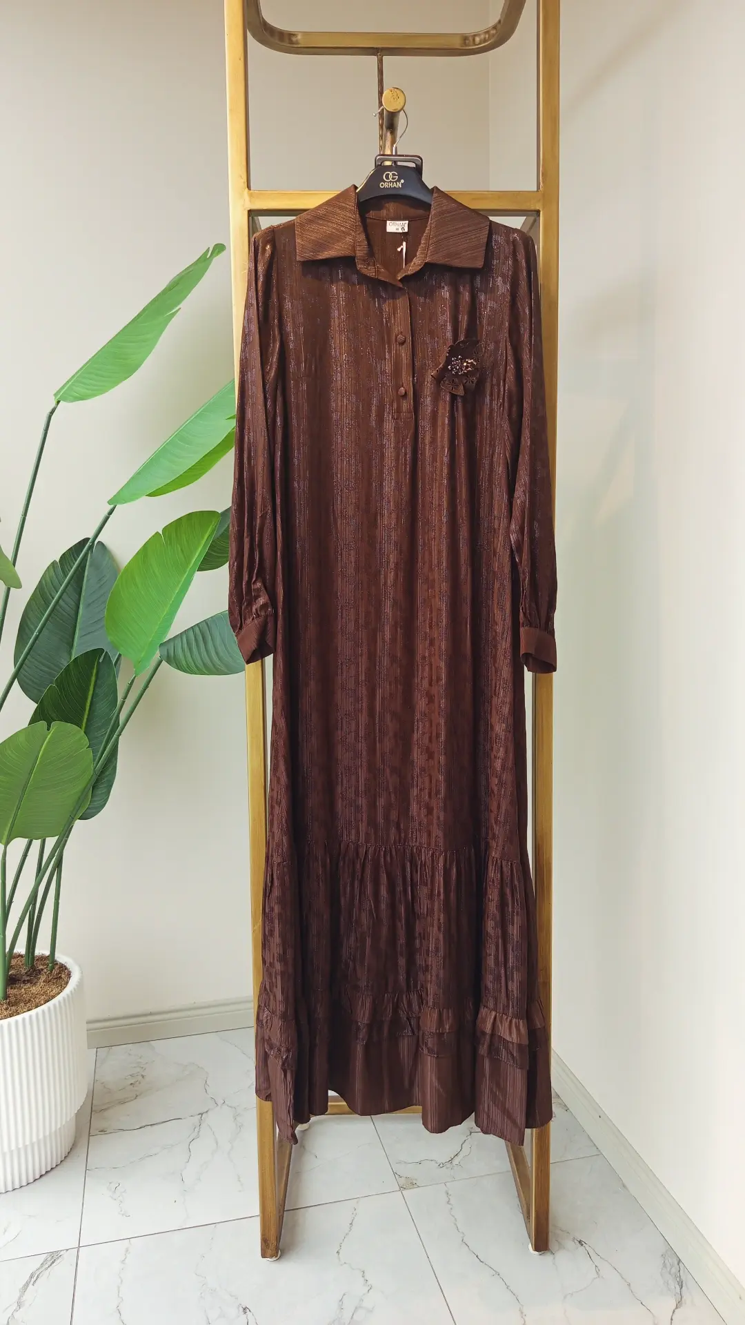 ORHAN JAKARLI ELBİSE