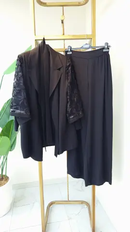 GAZELLA ÜÇLÜ KOLLARI ÇİÇEKLİ TAKIM