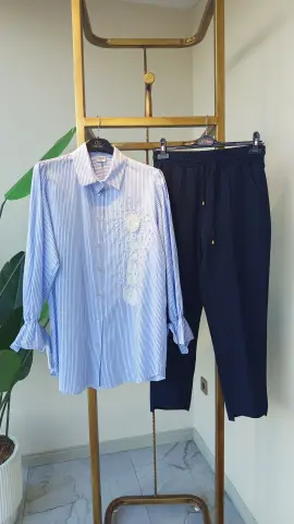 ORHAN İNCİLİ ÇİZGİLİ GÖMLEK