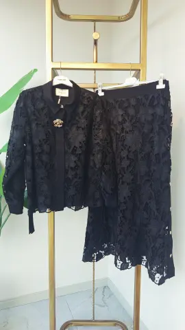 MÜSEMMA GÜPÜRLÜ ETEKLİ TAKIM