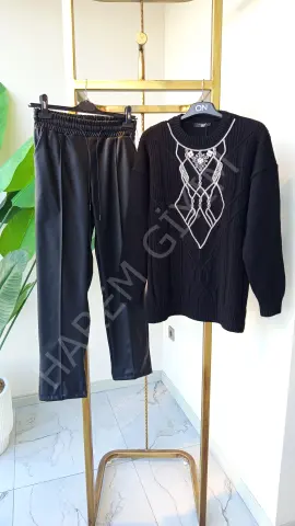 MY312 ÖNÜ TAŞ İŞLEME KAZAK