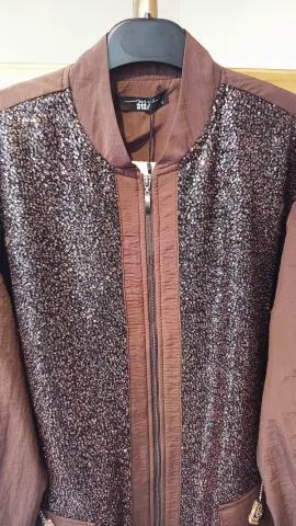 MY312 ARKASI TAŞ DETAY BOMBER CEKET