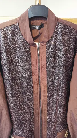 MY312 ARKASI TAŞ DETAY BOMBER CEKET