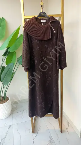 ORHAN RİBANALI GENİŞ YAKA KAP