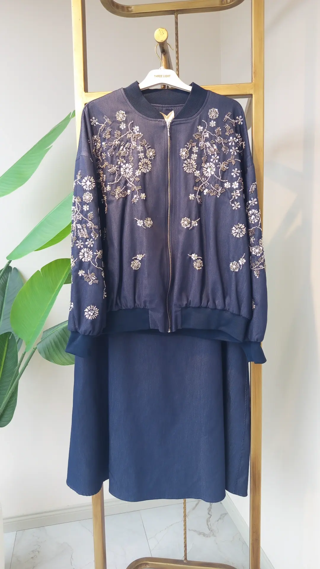 MÜSEMMA /THREE LIGHT TAŞ İŞLEME DETAY İKİLİ ETEKLİ TAKIM