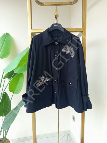 NUR'E TAŞ İŞLEMELİ CEKET