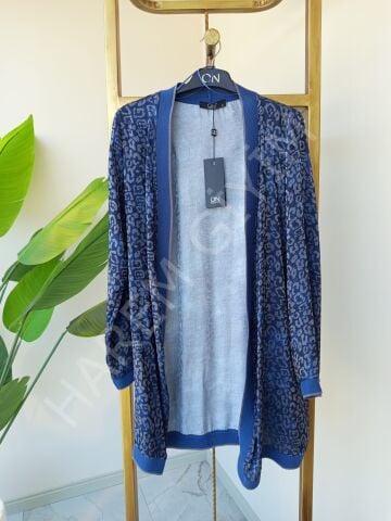 ON FASHION HIRKA