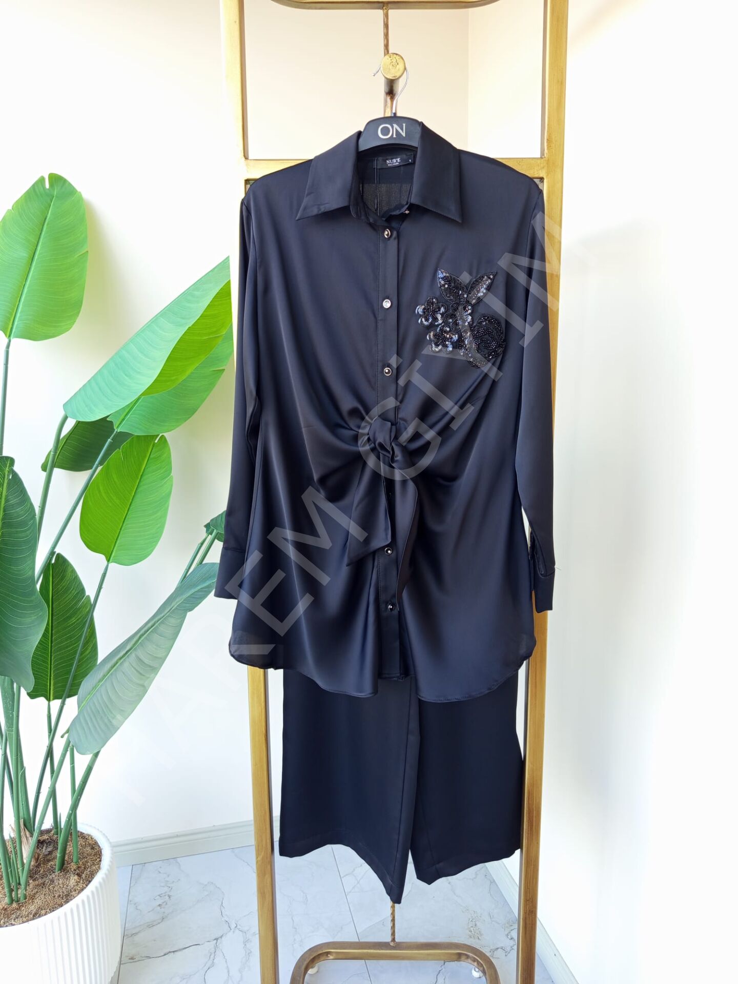 NUR'E SATEN İKİLİ TAKIM