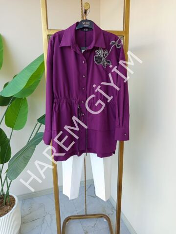 NUR'E TAŞ İŞLEMELİ GÖMLEK