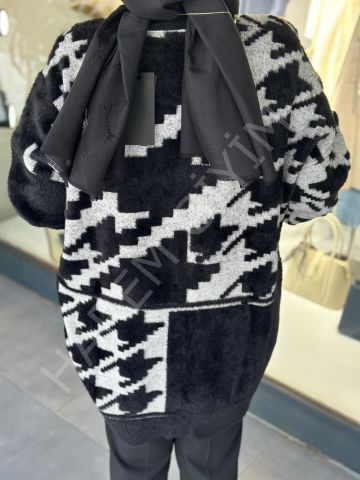 GHISA TRIKO HIRKA
