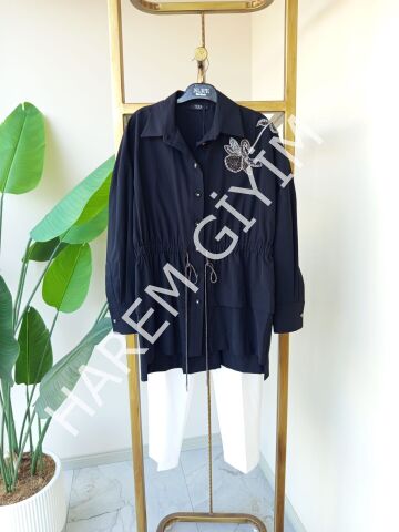 NUR'E TAŞ İŞLEMELİ GÖMLEK