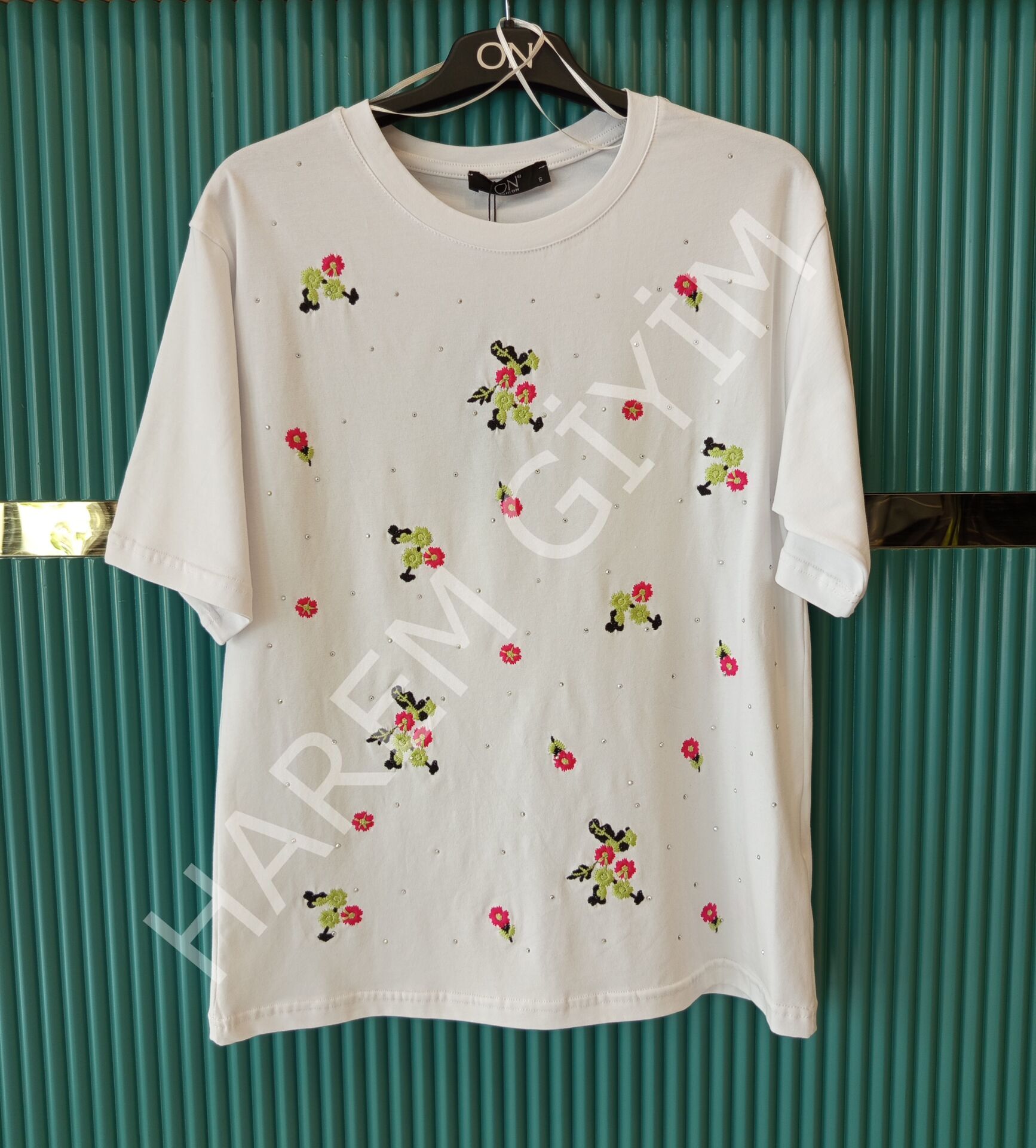 ON TRIKO ÇİÇEKLİ BLUZ