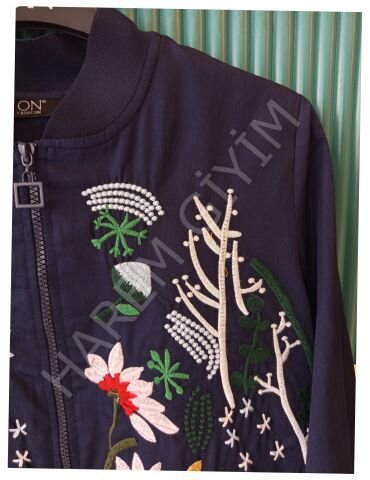 ON TRIKO ÇİÇEK DESENLİ CEKET