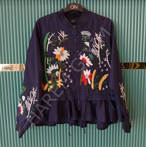 ON TRIKO ÇİÇEK DESENLİ CEKET