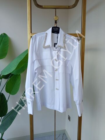 NUR'E YAKASI TAŞLI GÖMLEK