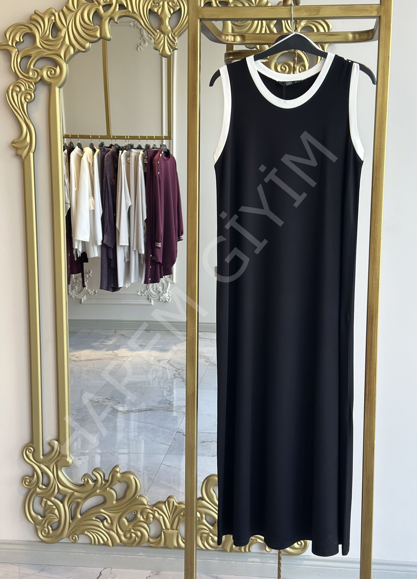 ON TRIKO BEYAZ ÇİZGİ DETAY ELBİSE