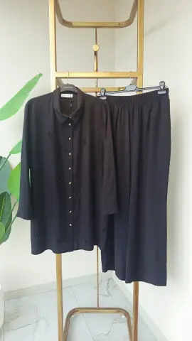 PUREVA /MEVA PLUS GÖMLEK YAKALI BROŞ DETAYLI İKİLİ TAKIM