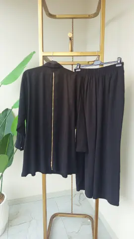 PUREVA /MEVA PLUS GÖMLEK YAKALI BROŞ DETAYLI İKİLİ TAKIM