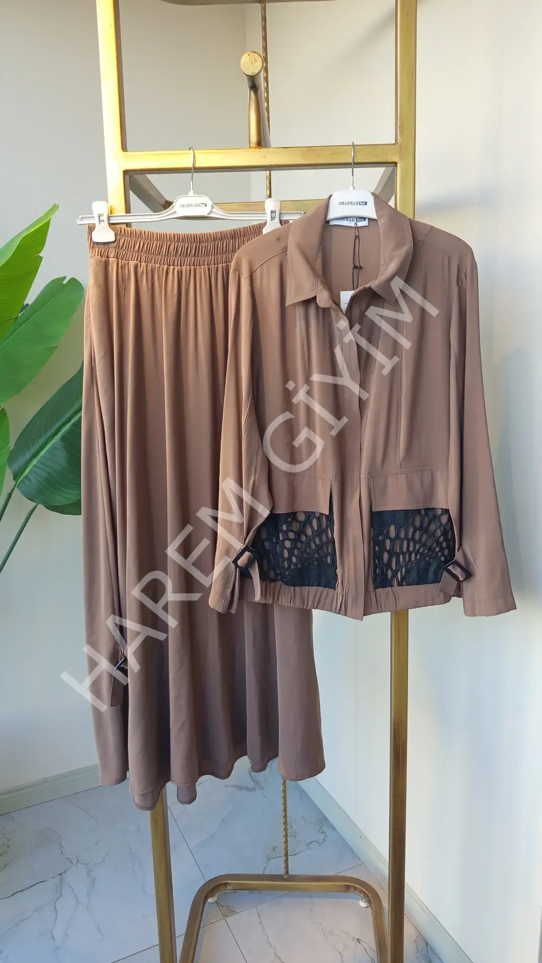 ALMARWAH ETEKLİ TAKIM