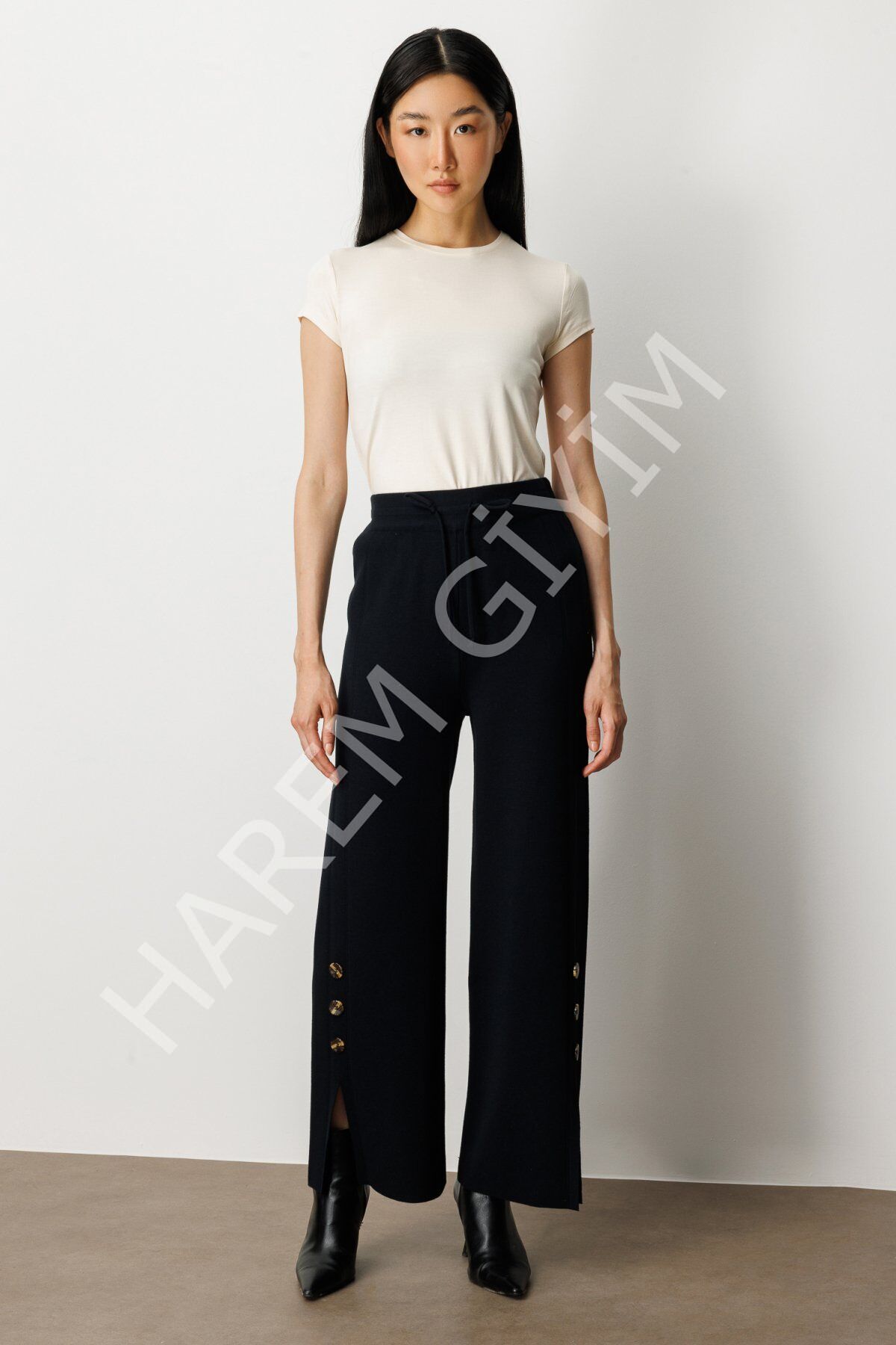 ON FASHION PAÇASI DÜĞME DETAY TRIKO PANTOLON