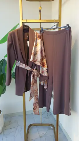 GAZELLA ŞAL DESEN BLAZER CEKET TAKIM