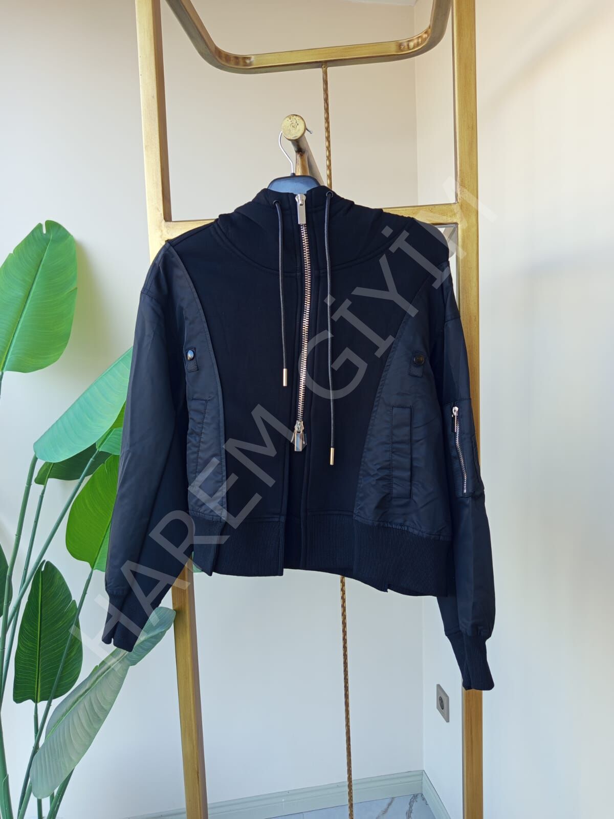 ON FASHION KISA MONT