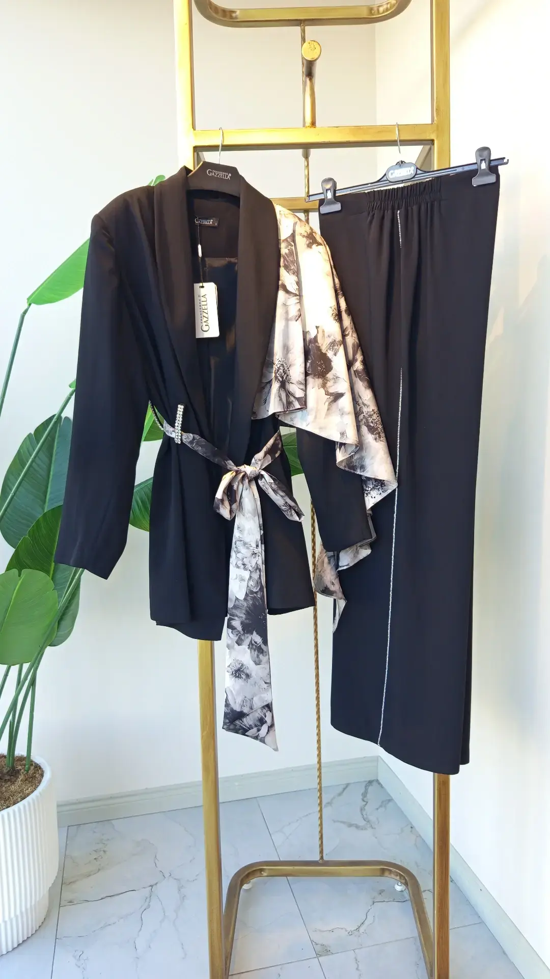 GAZELLA ŞAL DESEN BLAZER CEKET TAKIM