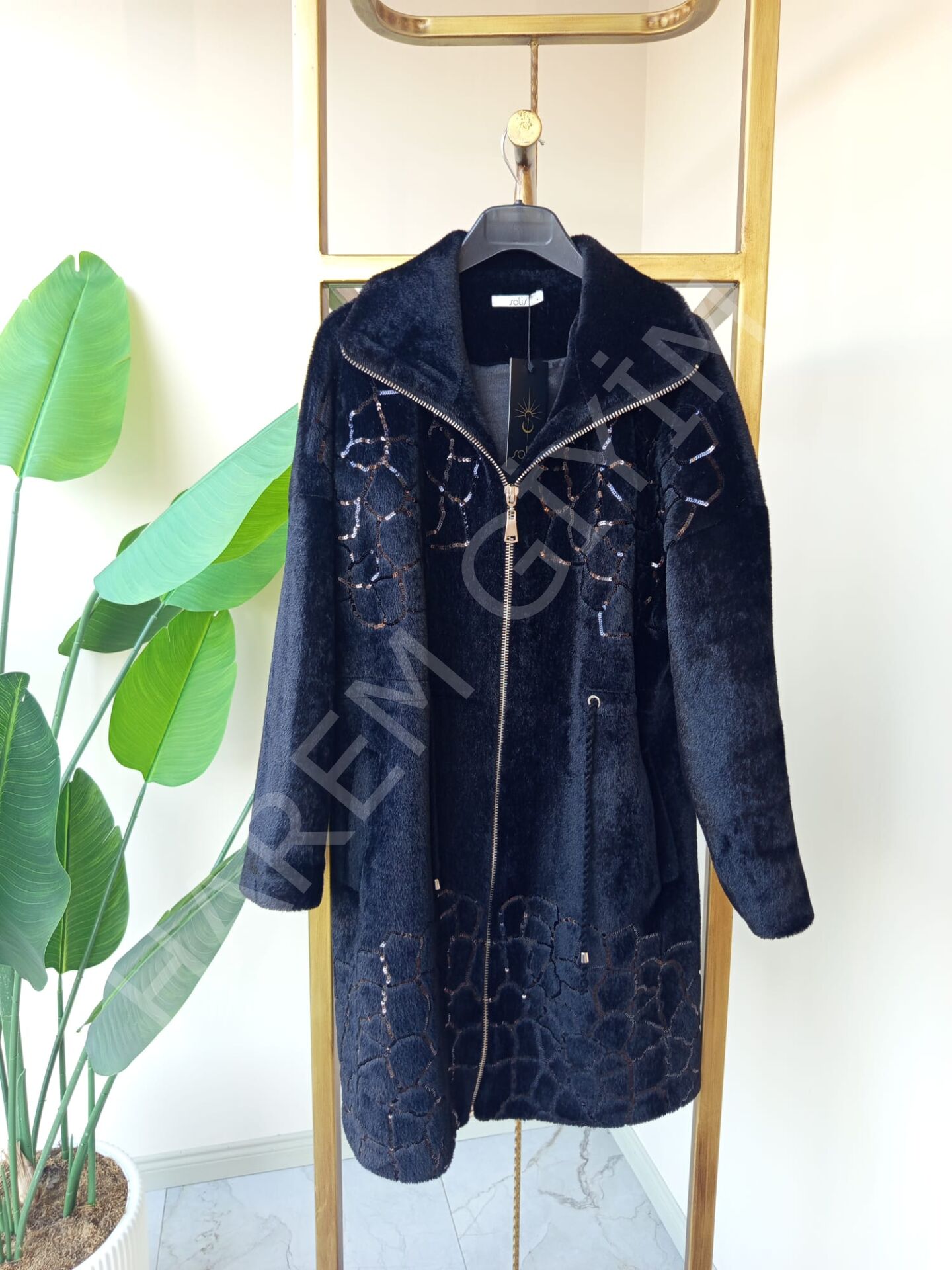 SOLİS ANGORA NAKIŞLI KISA KABAN