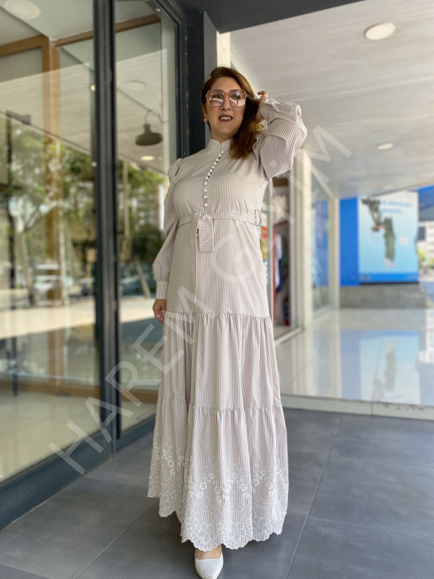 N'PRIVE ETEK UCU GÜPÜRLÜ ÇİZGİLİ ELBİSE