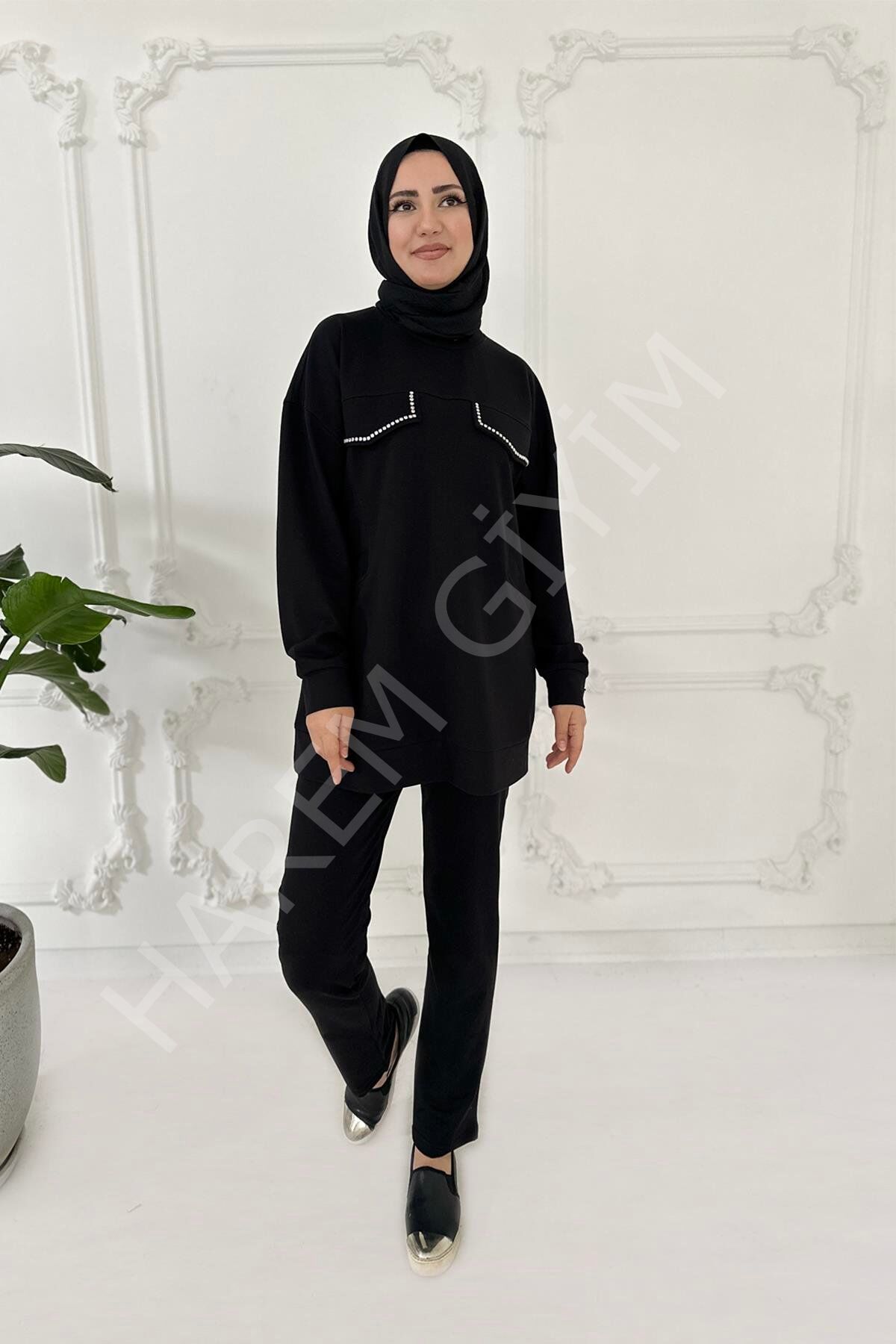 MOODBASIC TAŞ DETAYLI SWEATSHIRT