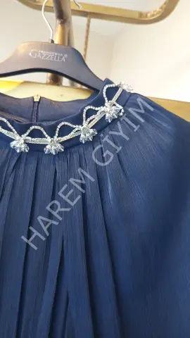 GAZELLA YAKASI TAŞ DETAY TÜL ELBİSE